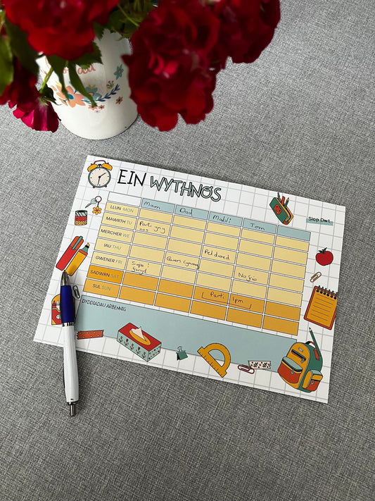 Family Welsh language weekly planner A4