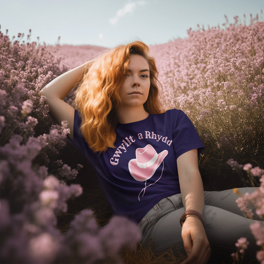 Gwyllt a Rhydd (Wild & Free) Beyonce-inspired Welsh language t-shirt