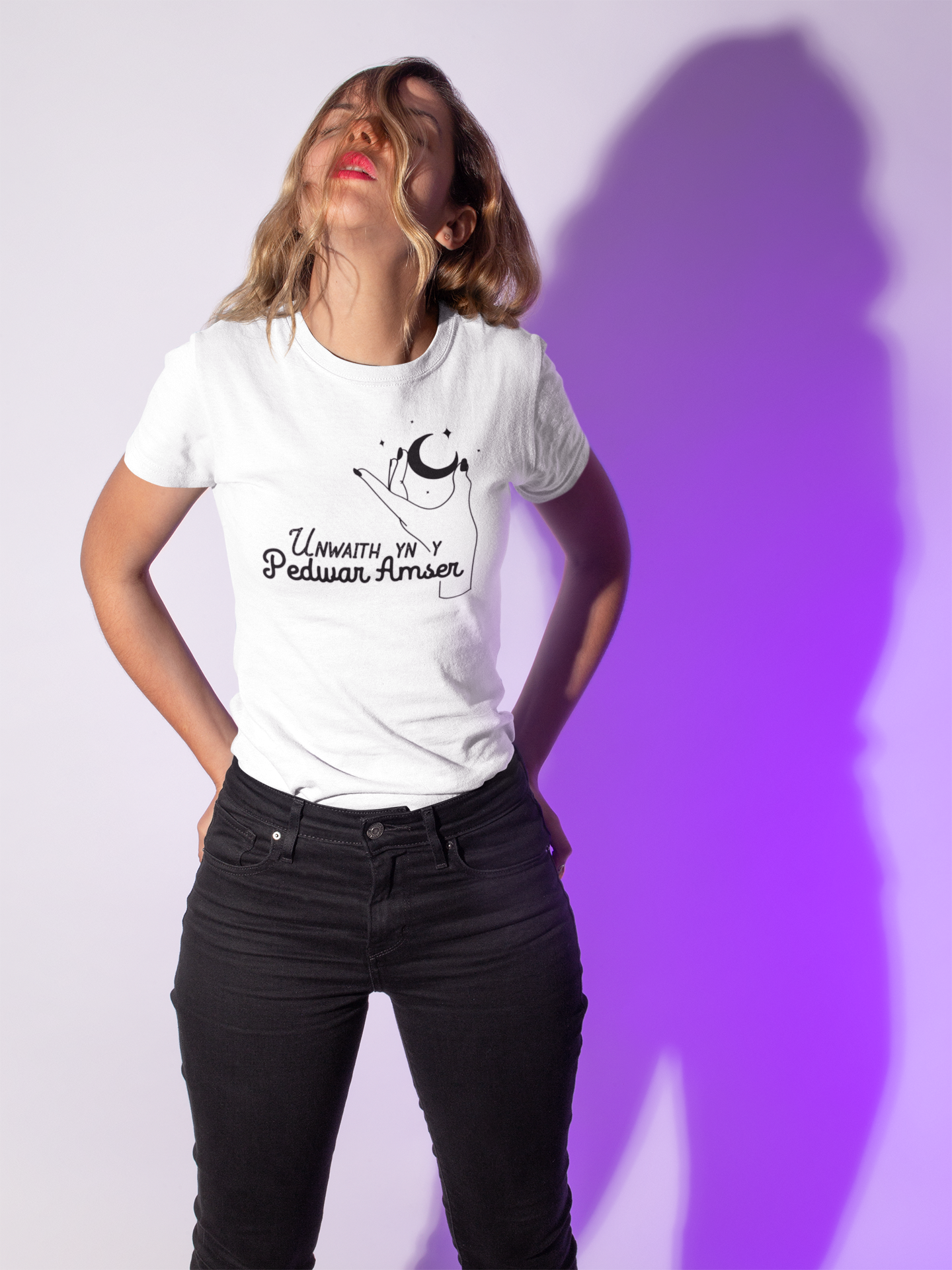 Unwaith yn y pedwar amser- Welsh lang T-shirt